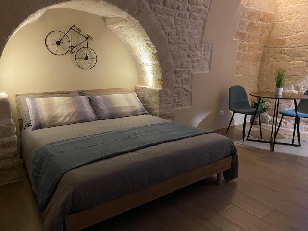 Regina Bona Rooms Modugno Bagian luar foto