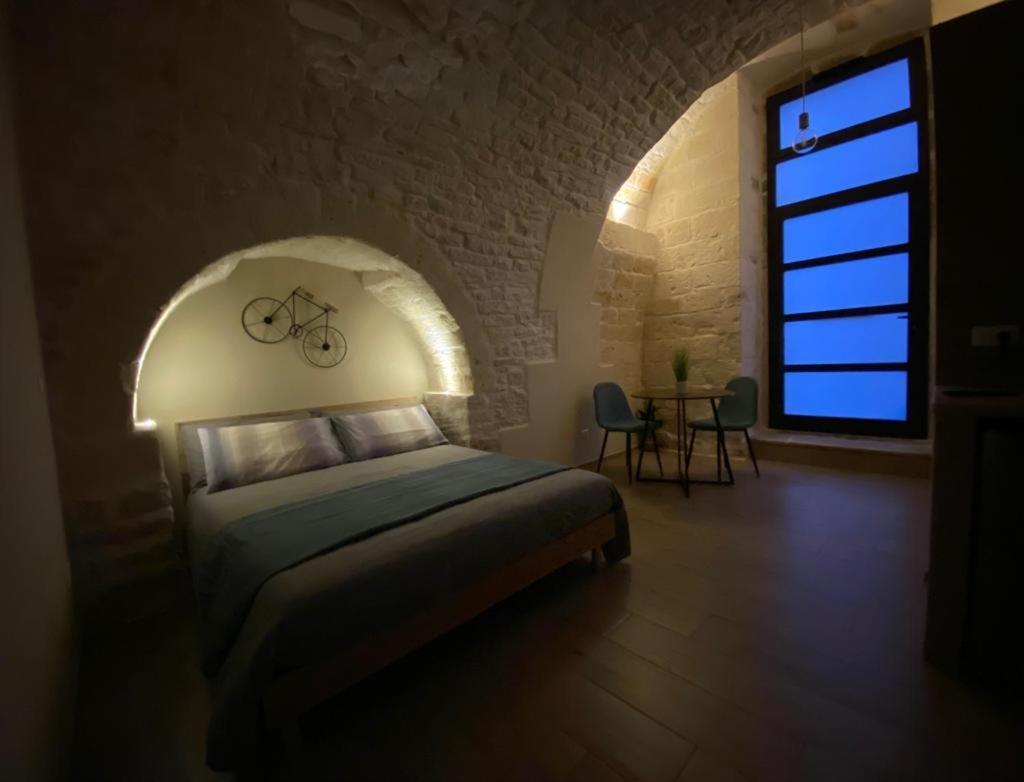 Regina Bona Rooms Modugno Bagian luar foto