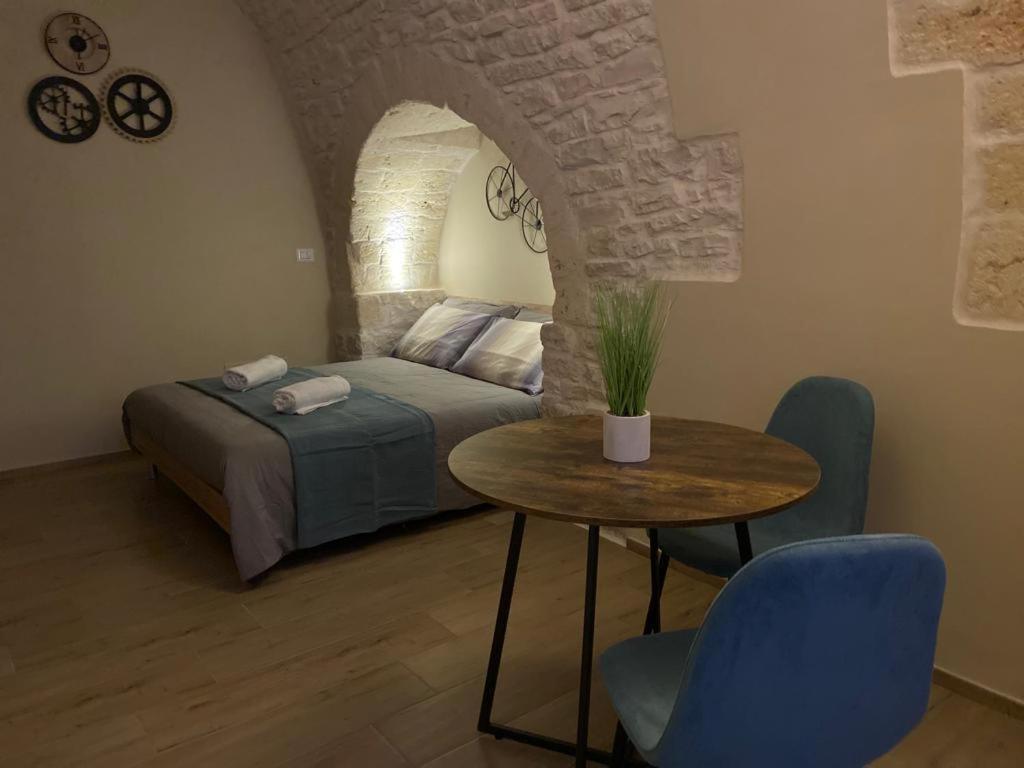 Regina Bona Rooms Modugno Bagian luar foto